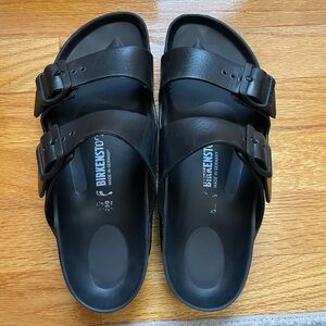 Black Birkenstock Arizona L8 / EU39 style rubber sandal waterproof